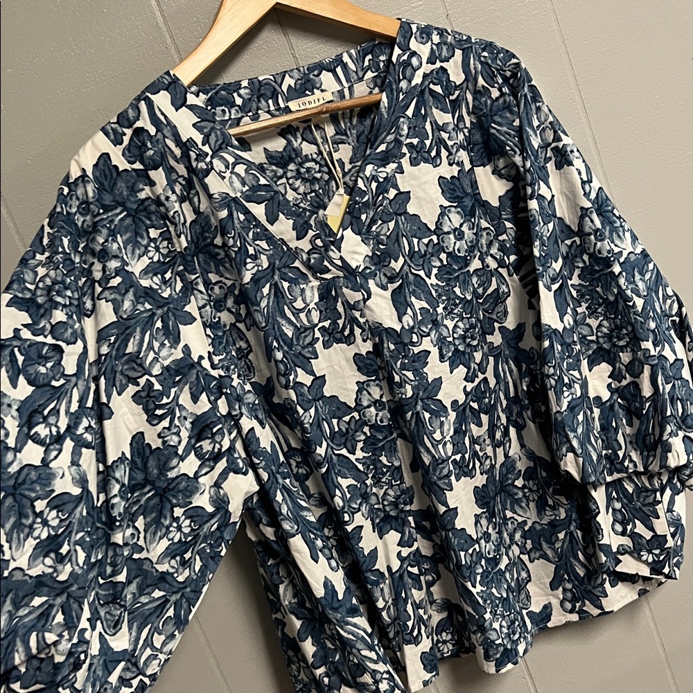 NWT Floral Jodifl Blouse Large Blue - Picture 9 of 17